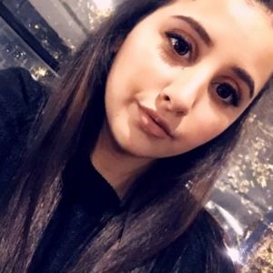 Meet your Posher, Lily